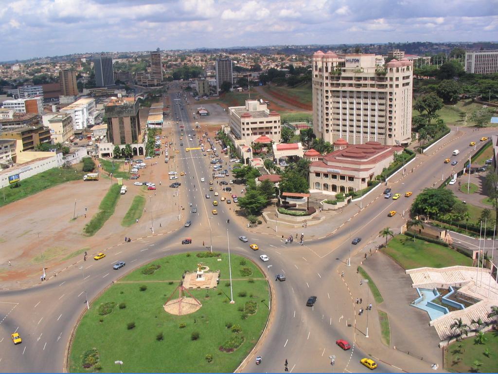 Boulevard ville Yaoundé